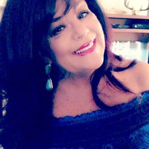 Meet your Posher, Regina